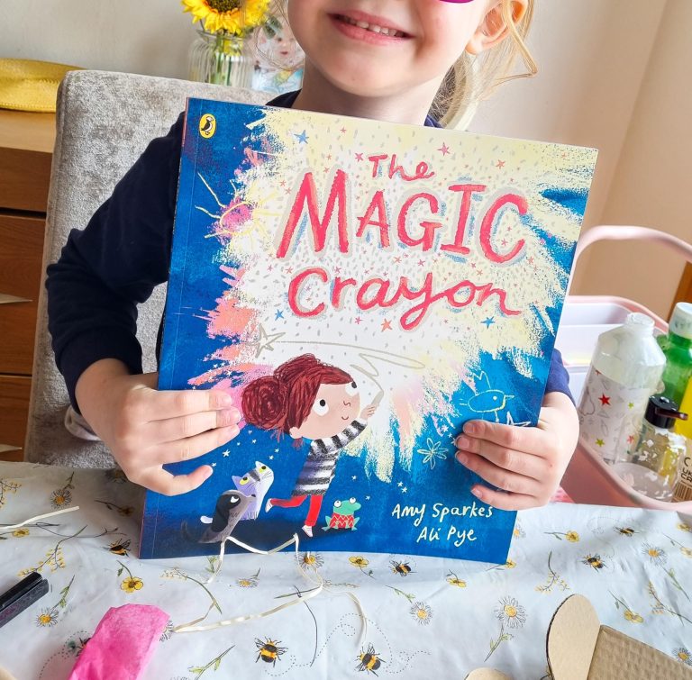 Little Hands Learning – March 2022: Magic Box | All Subscription Boxes UK